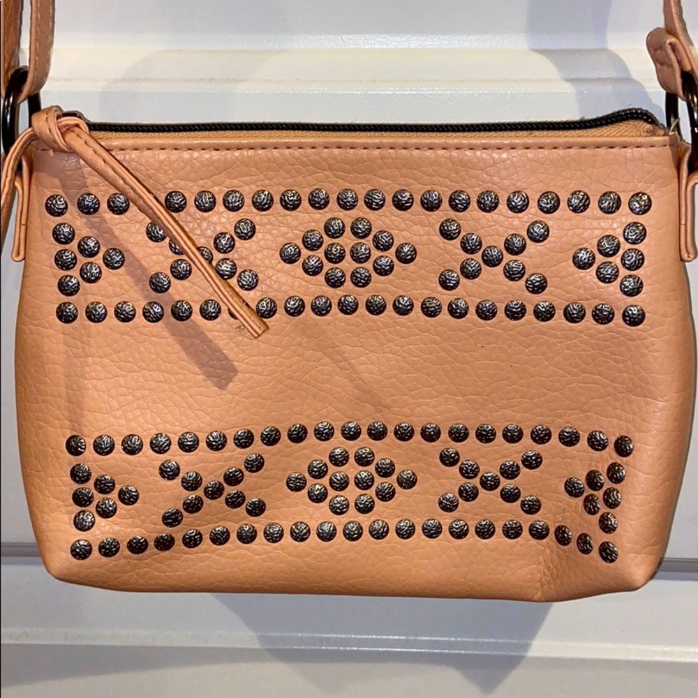 T-shirt & Jeans studded X & O Pocketbook over shoulder bag crossbody NWOT